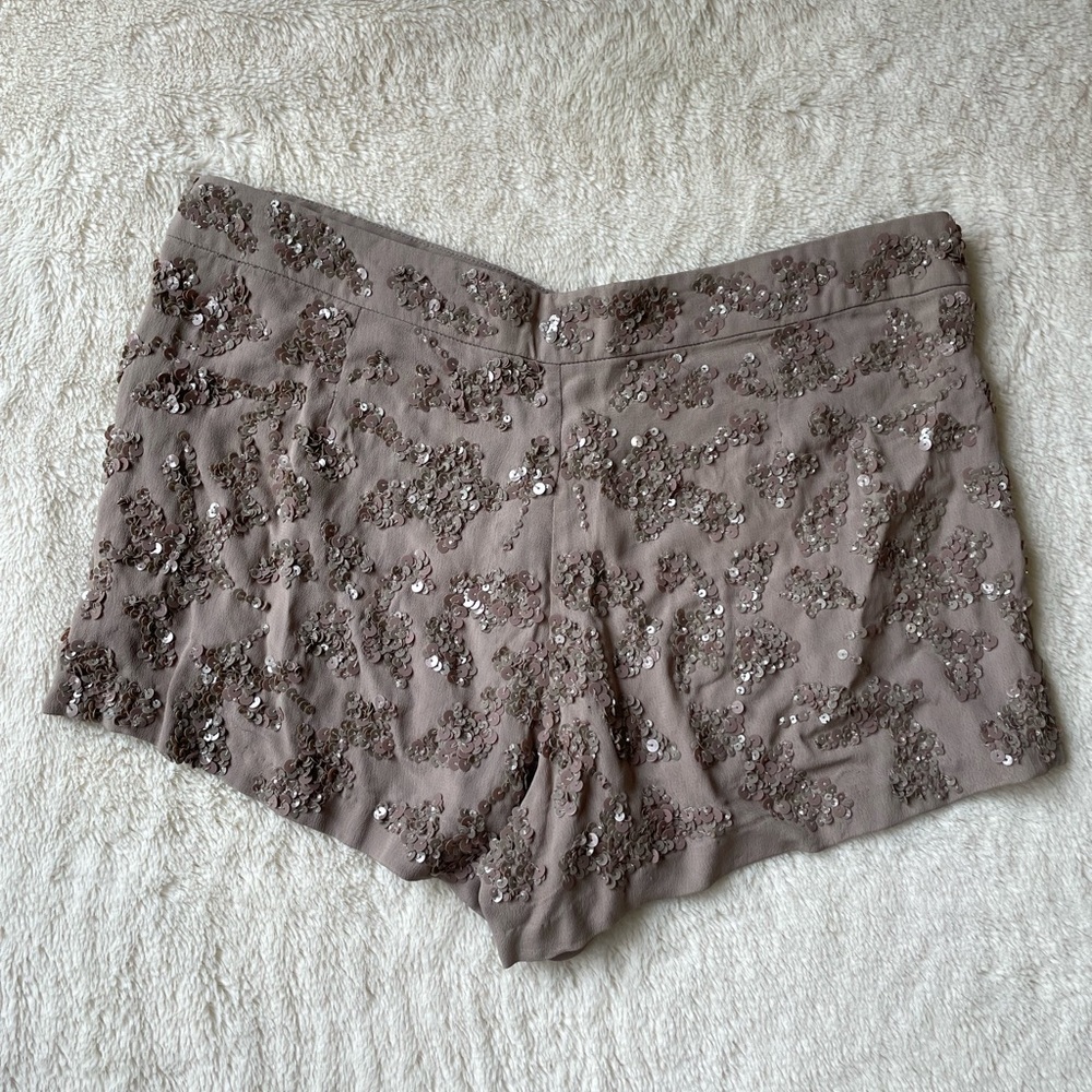 French Connection Mimosa Mist Mini Short. NWT. Size 8